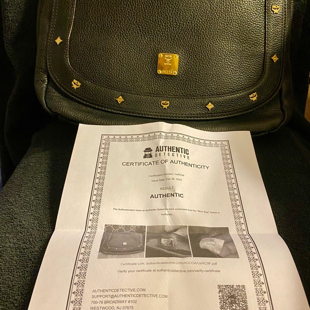 MCM Black Leather Shoulder Bag - Picture 6 of 8